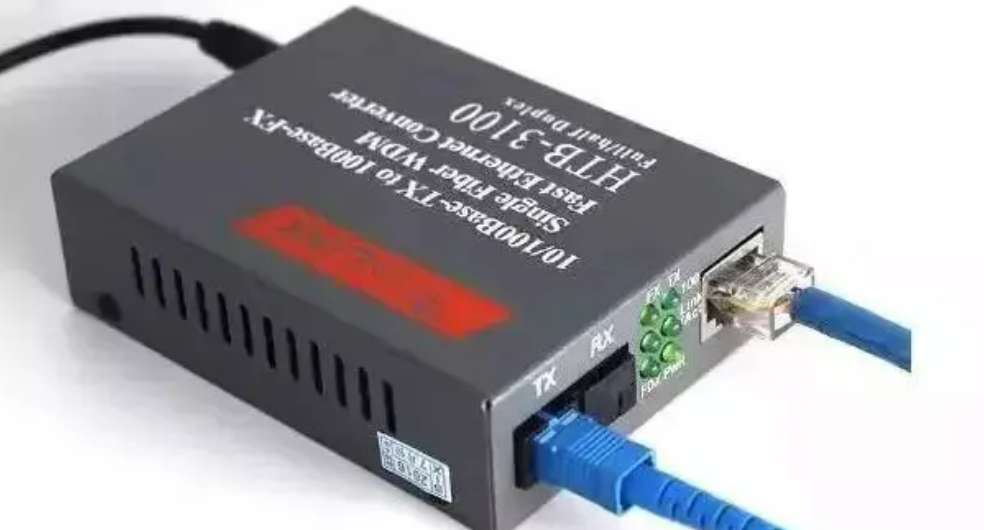 北京監控系統工程種使用的單纖收發器與雙纖收發器有什么不同？凱源恒潤北京監控安裝工