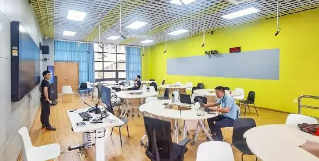 北京中小學智慧教室怎么做？凱源恒潤北京監控安裝工程公司有全面解析的完整解決方案！